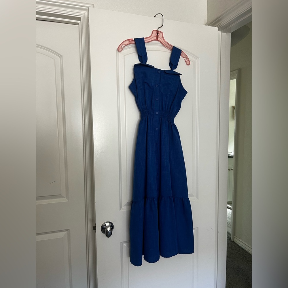 Plains & Prints Blue Midi Dress